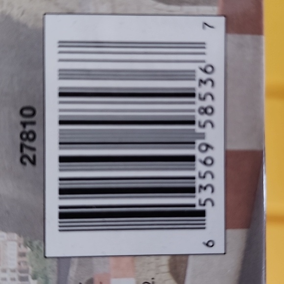 Disney Pixar Cars 2 Monopoly Game - Picture 2 of 6